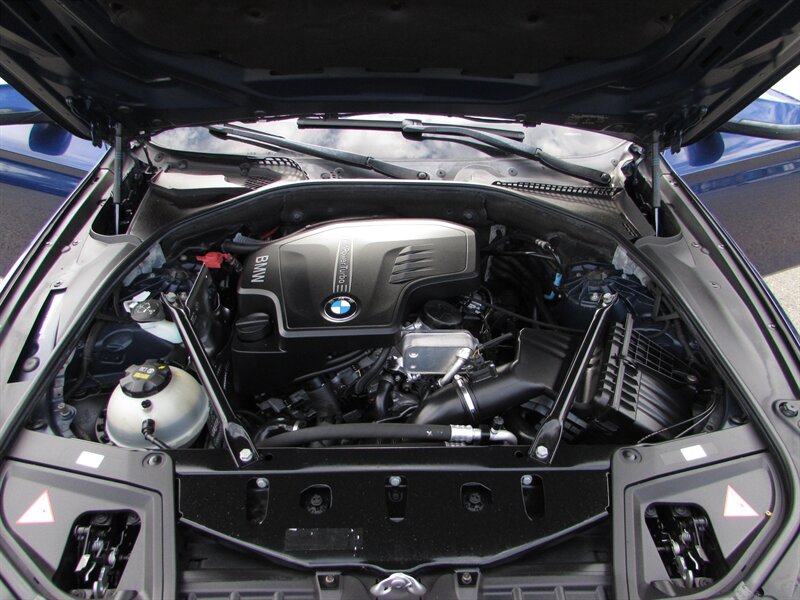2015 BMW 5 Series 528i - Photo 33 - Dublin, CA 94568