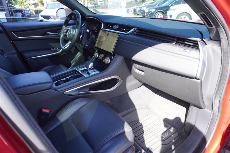 2022 Jaguar F-PACE P250 S - Photo 29 - Dublin, CA 94568