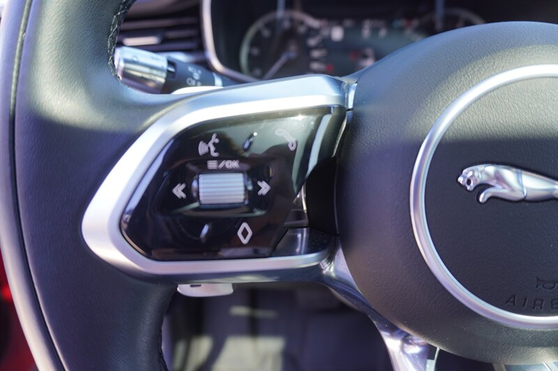 2022 Jaguar F-PACE P250 S - Photo 12 - Dublin, CA 94568