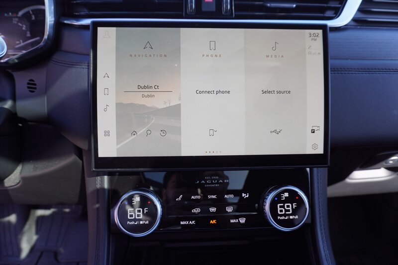 2022 Jaguar F-PACE P250 S - Photo 16 - Dublin, CA 94568