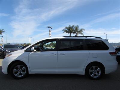 2013 Toyota Sienna LE 8-Passenger - Photo 4 - Dublin, CA 94568
