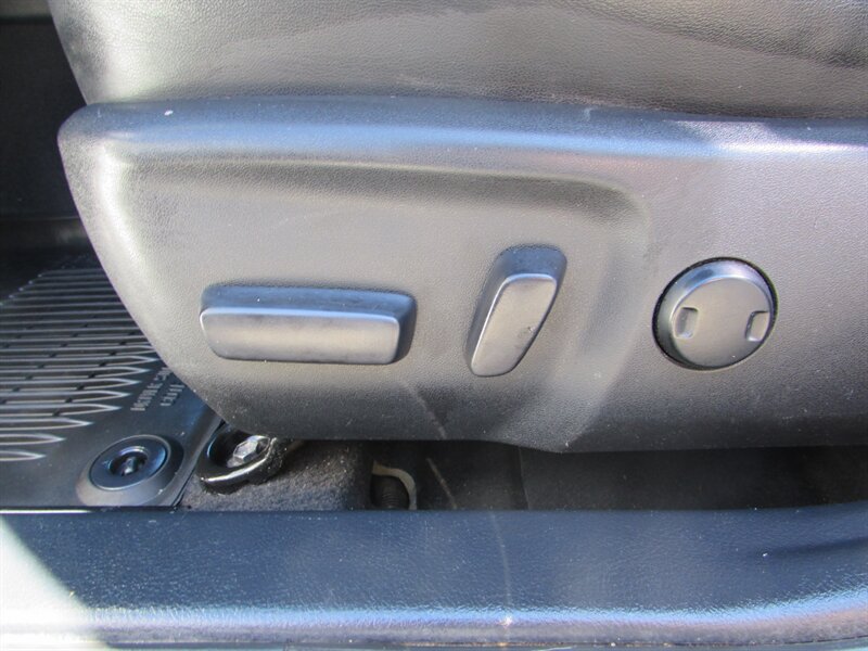 2015 Toyota Camry SE - Photo 12 - Dublin, CA 94568