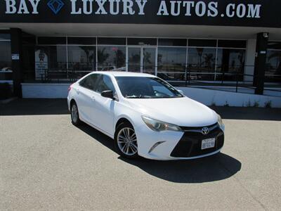 2015 Toyota Camry SE Sedan