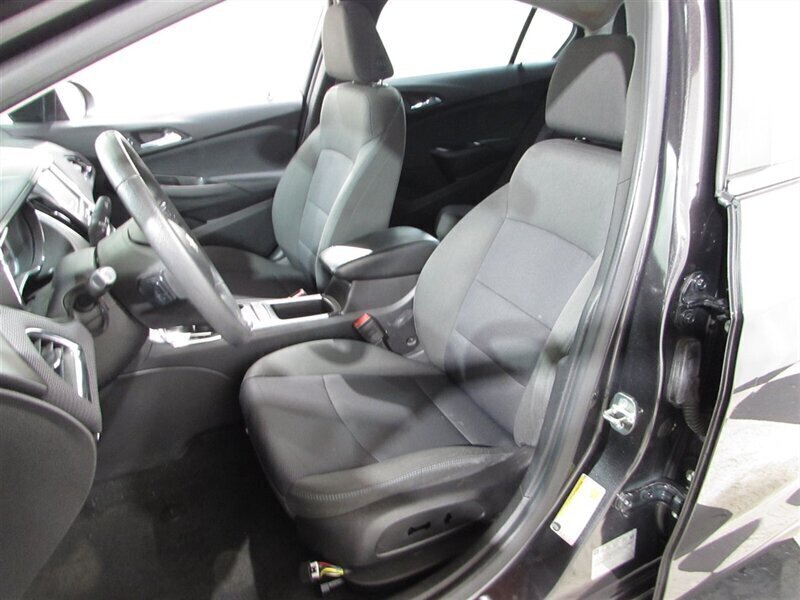 2017 Chevrolet Cruze LT Auto   - Photo 97 - Dublin, CA 94568