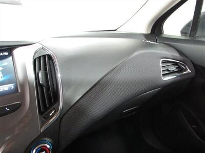 2017 Chevrolet Cruze LT Auto   - Photo 93 - Dublin, CA 94568