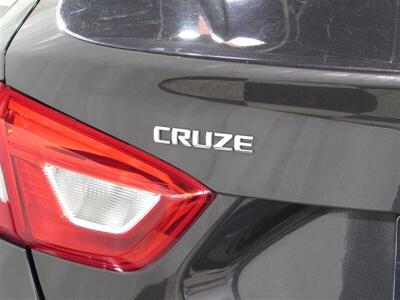 2017 Chevrolet Cruze LT Auto   - Photo 24 - Dublin, CA 94568