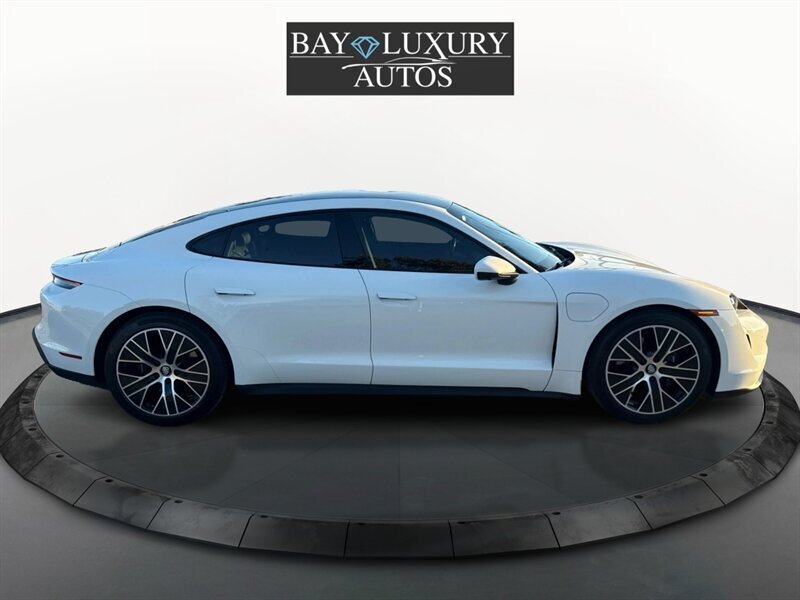 2021 Porsche Taycan - Photo 9 - Dublin, CA 94568