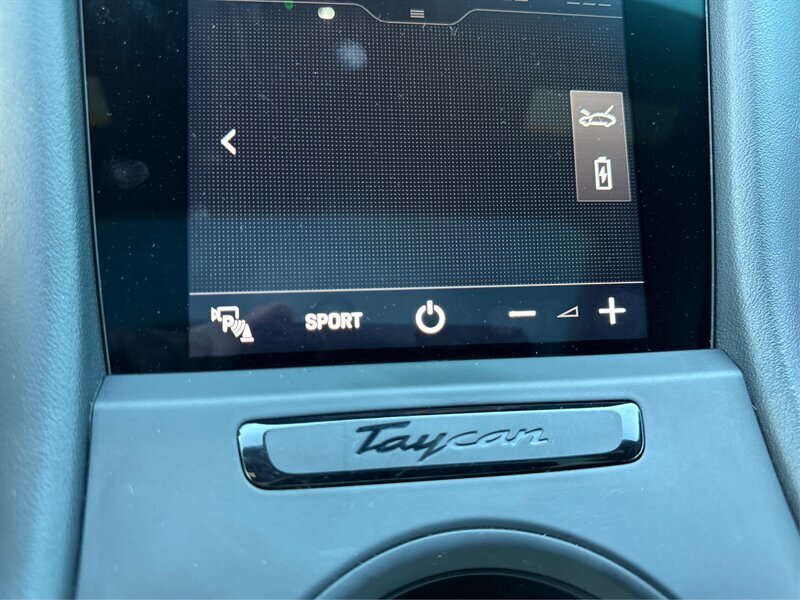 2021 Porsche Taycan - Photo 60 - Dublin, CA 94568