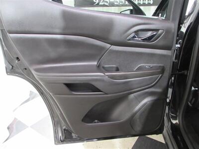 2023 GMC Acadia SLT   - Photo 40 - Dublin, CA 94568