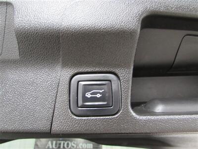 2023 GMC Acadia SLT   - Photo 25 - Dublin, CA 94568