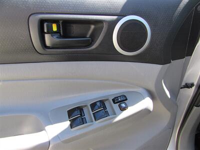2010 Toyota Tacoma PreRunner V6 - Photo 21 - Dublin, CA 94568