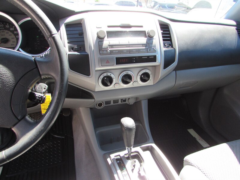 2010 Toyota Tacoma PreRunner V6 - Photo 14 - Dublin, CA 94568