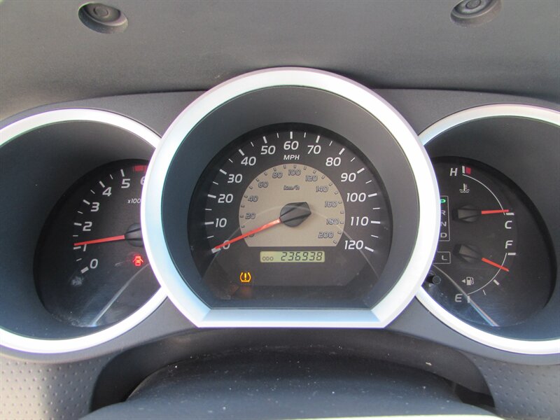 2010 Toyota Tacoma PreRunner V6 - Photo 13 - Dublin, CA 94568