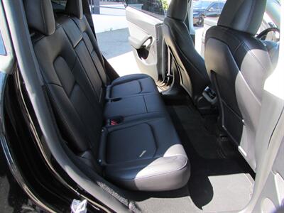 2024 Tesla Model Y Long Range - Photo 25 - Dublin, CA 94568