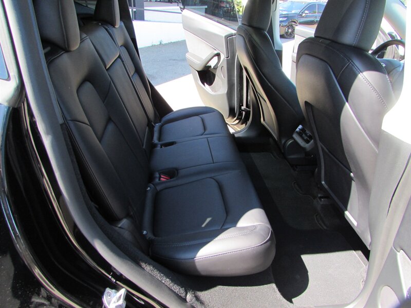 2024 Tesla Model Y Long Range - Photo 25 - Dublin, CA 94568