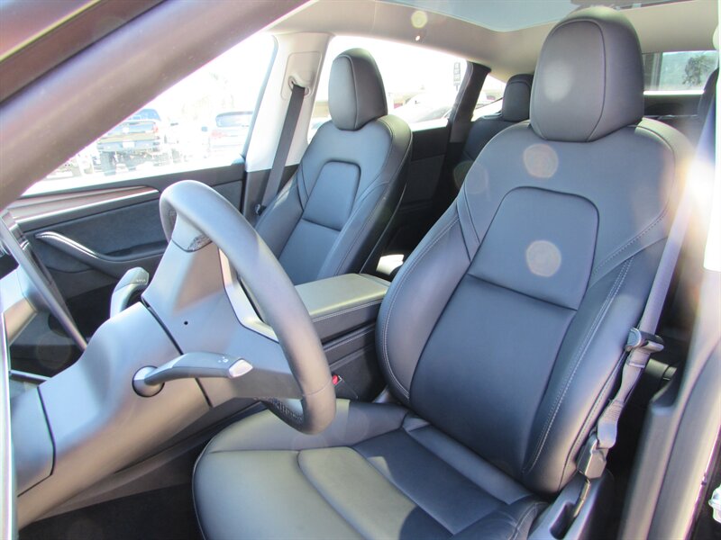 2024 Tesla Model Y Long Range - Photo 10 - Dublin, CA 94568