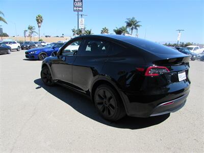 2024 Tesla Model Y Long Range - Photo 5 - Dublin, CA 94568