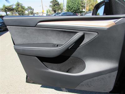2024 Tesla Model Y Long Range - Photo 19 - Dublin, CA 94568