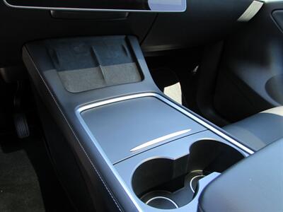 2024 Tesla Model Y Long Range - Photo 15 - Dublin, CA 94568
