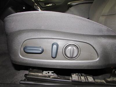 2023 Chevrolet Malibu LT   - Photo 10 - Dublin, CA 94568