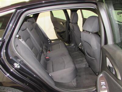 2023 Chevrolet Malibu LT   - Photo 26 - Dublin, CA 94568