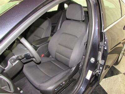 2023 Chevrolet Malibu LT   - Photo 16 - Dublin, CA 94568