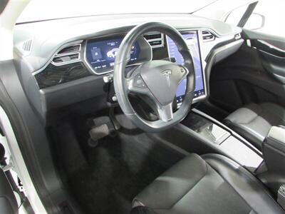 2016 Tesla Model X 75D   - Photo 100 - Dublin, CA 94568