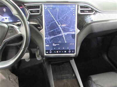 2016 Tesla Model X 75D   - Photo 20 - Dublin, CA 94568