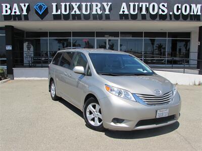 2017 Toyota Sienna LE 8-Passenger Minivan