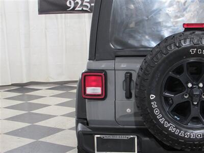 2021 Jeep Wrangler Willys Sport   - Photo 18 - Dublin, CA 94568