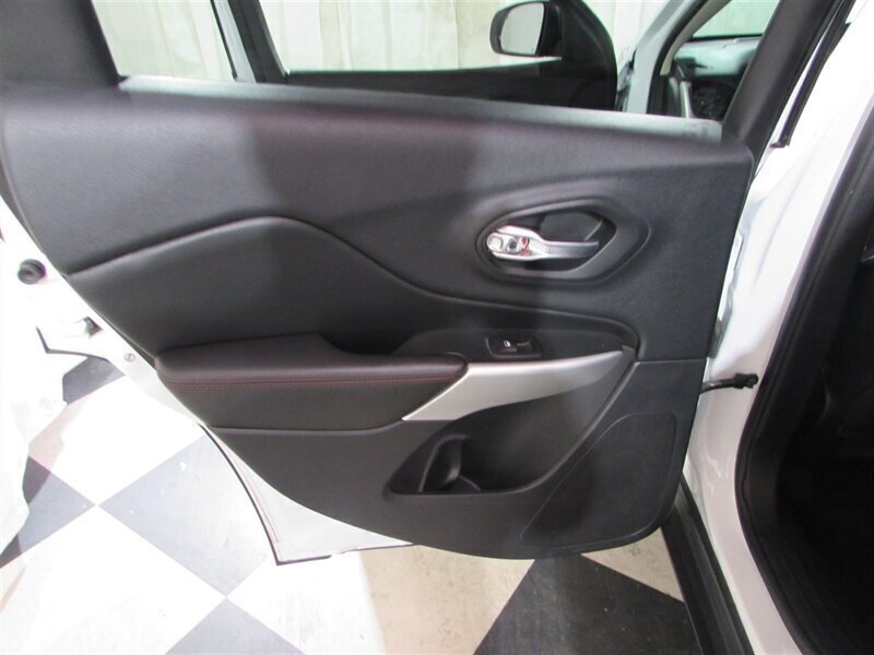 2018 Jeep Cherokee Trailhawk - Photo 56 - Dublin, CA 94568