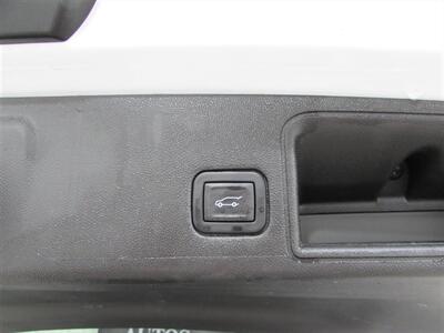 2023 GMC Terrain SLT   - Photo 25 - Dublin, CA 94568