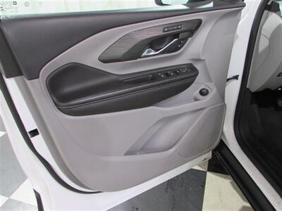 2023 GMC Terrain SLT   - Photo 6 - Dublin, CA 94568