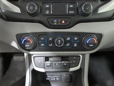 2023 GMC Terrain SLT   - Photo 16 - Dublin, CA 94568