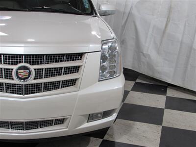 2013 Cadillac Escalade ESV Premium   - Photo 9 - Dublin, CA 94568