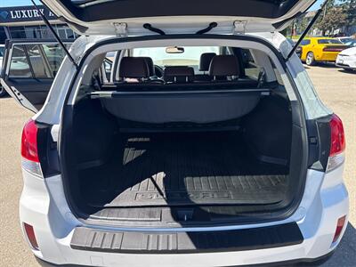 2013 Subaru Outback 3.6R Limited   - Photo 43 - Dublin, CA 94568