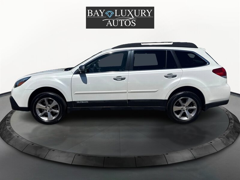 2013 Subaru Outback 3.6R Limited photo 8
