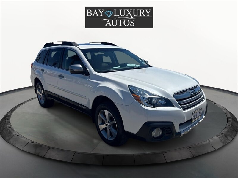 2013 Subaru Outback 3.6R Limited photo 3