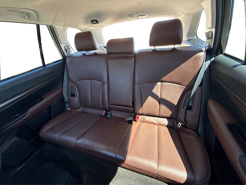 2013 Subaru Outback 3.6R Limited photo 15