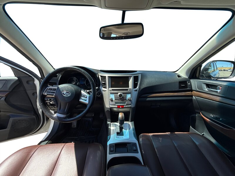 2013 Subaru Outback 3.6R Limited photo 14