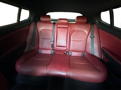 2018 Kia Stinger GT1   - Photo 16 - Daly City, CA 94014
