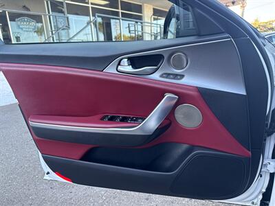 2018 Kia Stinger GT1   - Photo 23 - Daly City, CA 94014