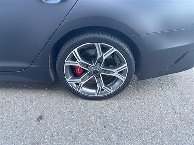 2018 Kia Stinger GT1   - Photo 37 - Daly City, CA 94014