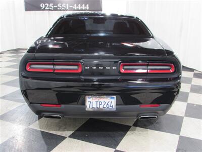 2015 Dodge Challenger SXT   - Photo 4 - Dublin, CA 94568