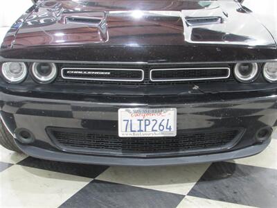 2015 Dodge Challenger SXT   - Photo 7 - Dublin, CA 94568