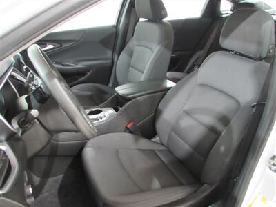 2023 Chevrolet Malibu LT   - Photo 10 - Dublin, CA 94568