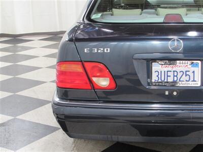 1997 Mercedes-Benz E 320   - Photo 10 - Dublin, CA 94568