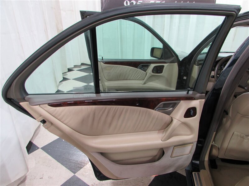 1997 Mercedes-Benz E 320   - Photo 56 - Dublin, CA 94568