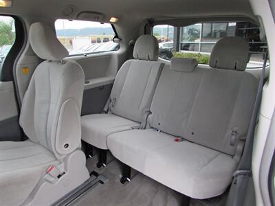 2013 Toyota Sienna LE 8-Passenger   - Photo 22 - Dublin, CA 94568