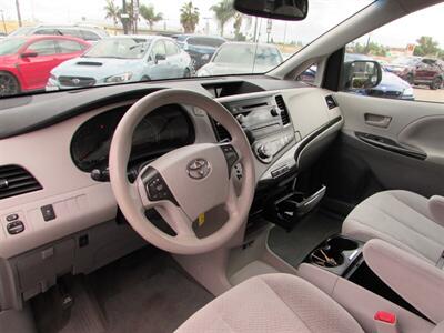 2013 Toyota Sienna LE 8-Passenger   - Photo 9 - Dublin, CA 94568